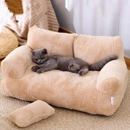 Cozy Up Your Furry Friend This Winter with Our Plush Luxury Cat Bed Sofa! Perfect for Cats & Small Dogs! 🐾❤️